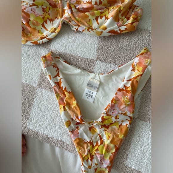 L*space Bikini Set - Picture 2 of 3